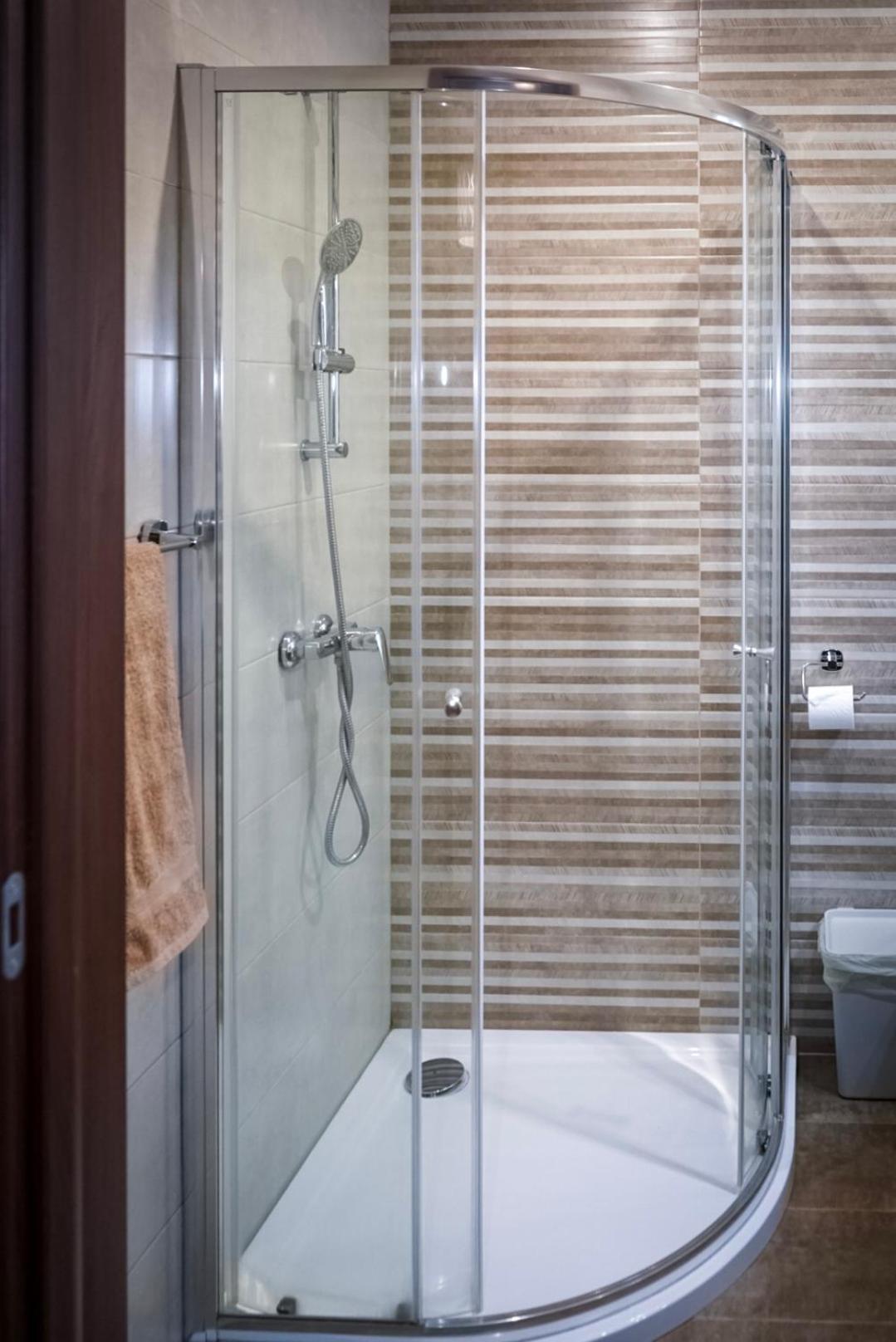 Spacious 3 Bedroom Located With Sea Views Appartement
